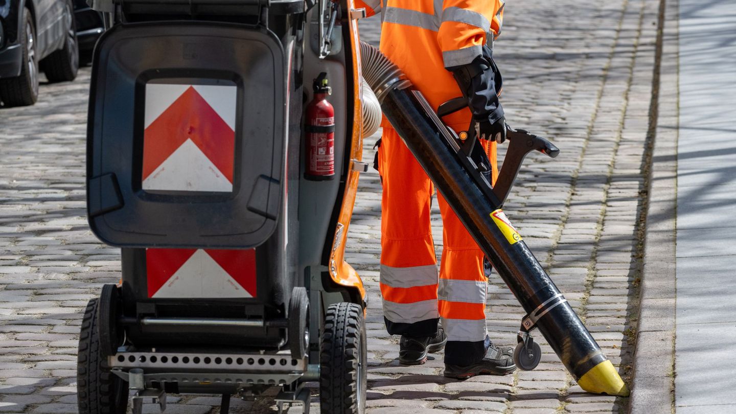 Sonderschichten in Dortmund: Nach Warnstreik: Extra-Teams zur Müllentsorgung in Dortmund