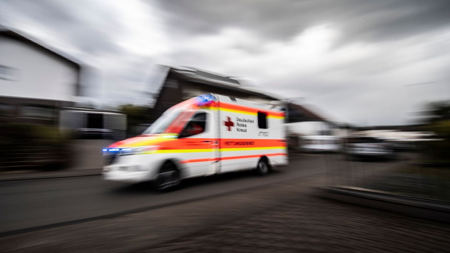 Landkreis Germersheim: Zusammenstoß auf Bundesstraße – drei Schwerverletzte