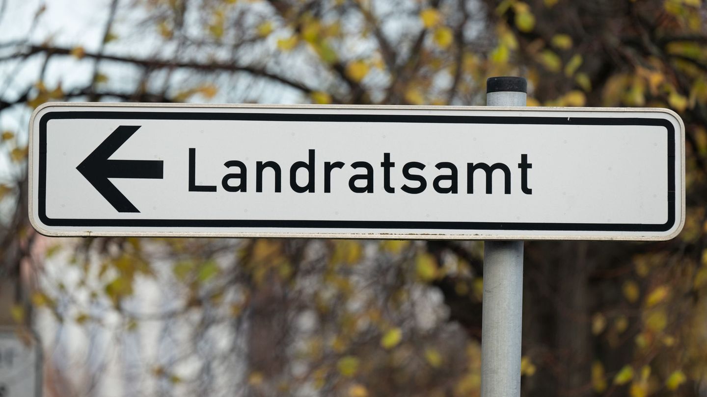 Landratswahl: 18 Bewerber für vier Landratsposten -Bewerberlisten stehen