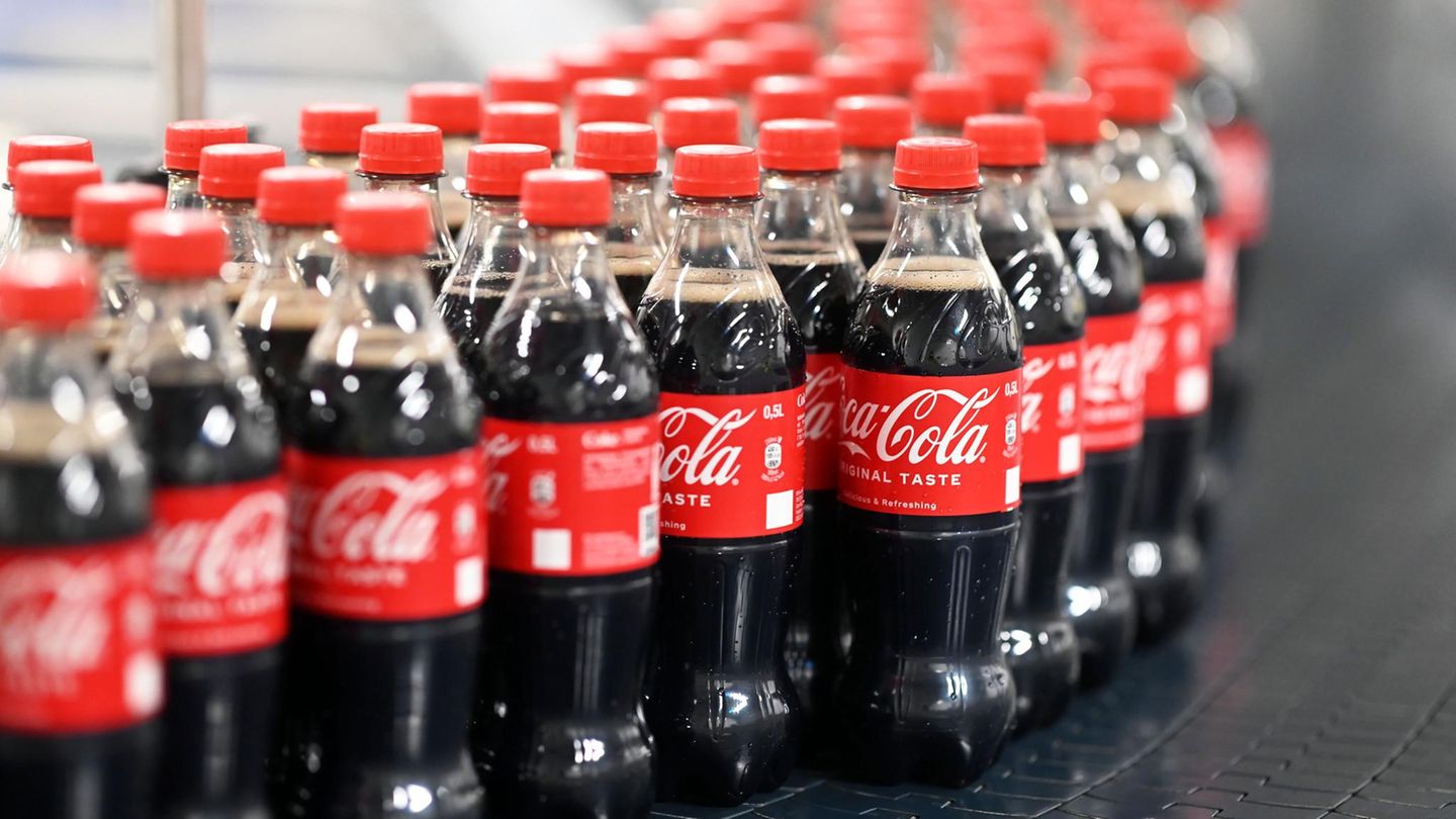 Ab April: Coca-Cola führt schräge neue Flaschengröße ein