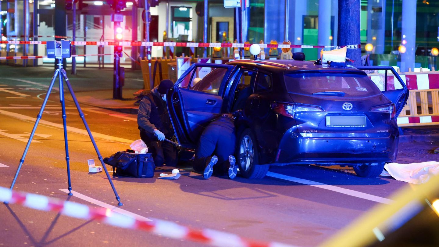 Schüsse auf Uber-Passagier: Toter aus Düsseldorfer Innenstadt war wohl mit falschem Pass unterwegs