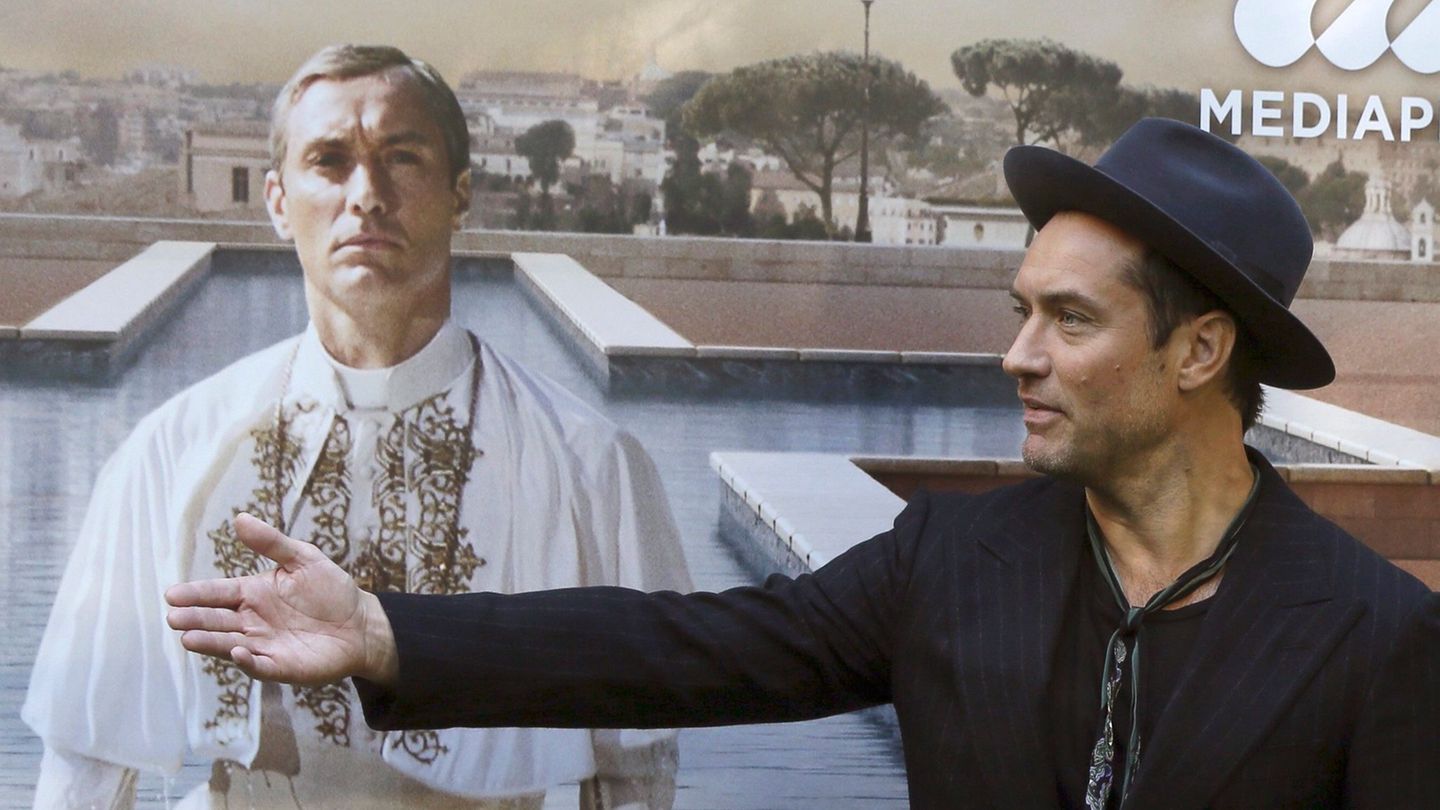 Serie „The Young Pope“ 2016: Papst aus den USA? In Serie mit Jude Law durchexerziert