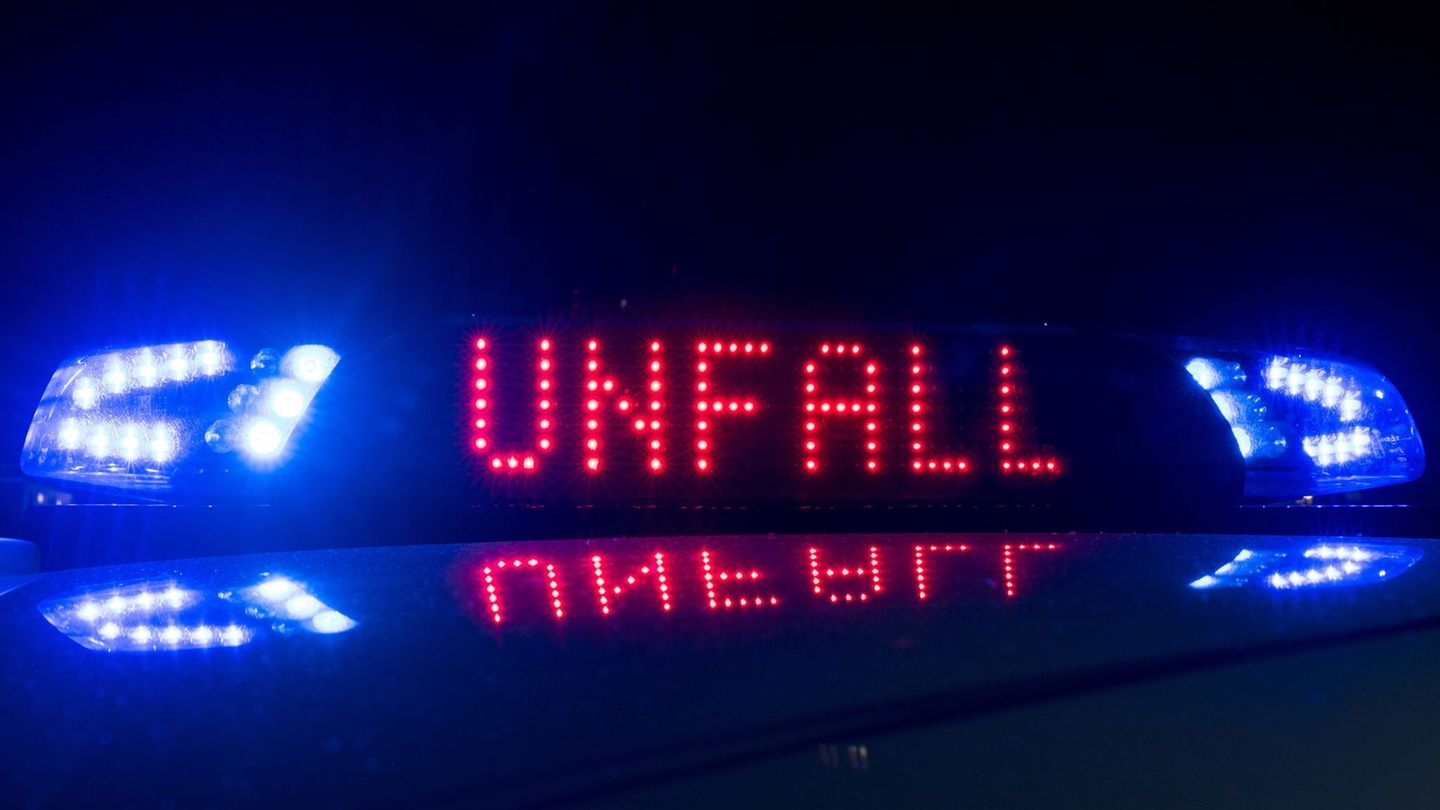 Verkehr: Vier Schwerverletzte nach Unfall bei Grimmen
