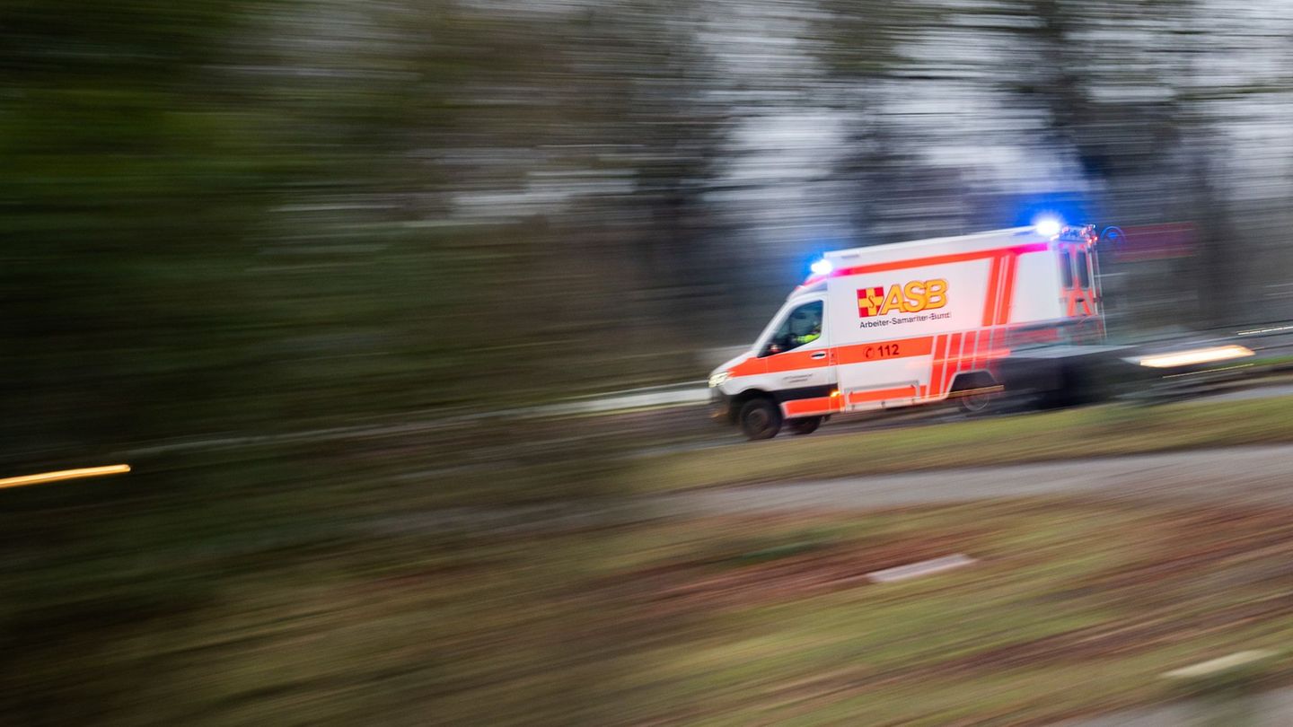 Frontalzusammenstoß: Fünf Verletzte bei Verkehrsunfall im Ebersberger Forst