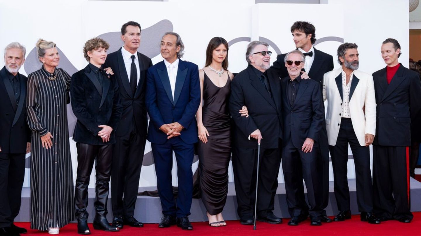 Tränen bei Guillermo del Toro: Lange Standing Ovations für „Frankenstein“
