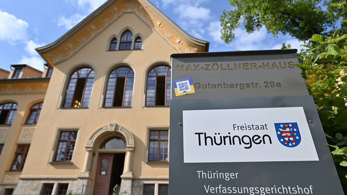 Rechtsstreit: AfD-Klage zu Nachwuchsjuristen – Frage der Berufsfreiheit