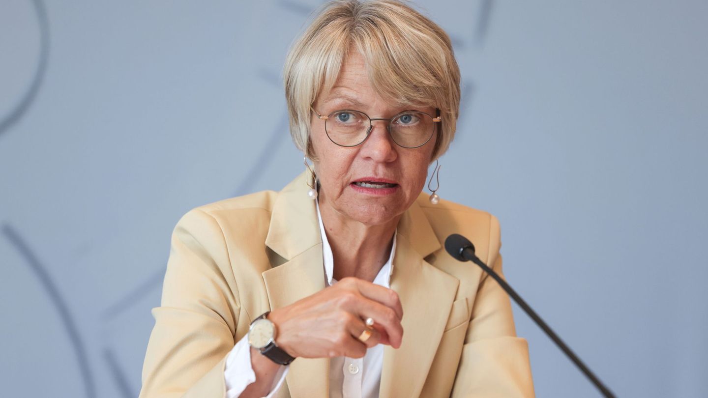 Beamtenrecht: Ministerin kritisiert dauerkranke Lehrerin: „unkollegial“