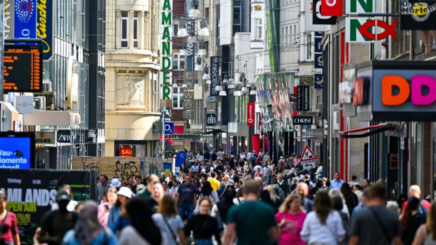 Verbraucherstimmung: Steigende Einkommenserwartungen stoppen Abwärtstrend