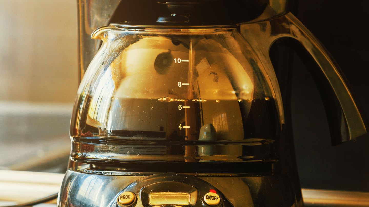 Haushaltstipp: Kaffeemaschine reinigen: So schnell bekämpfen Sie Kalk und Krümel